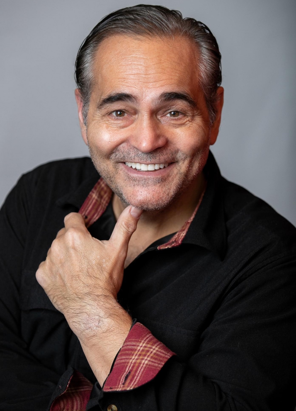 actor Leah Curney large photo