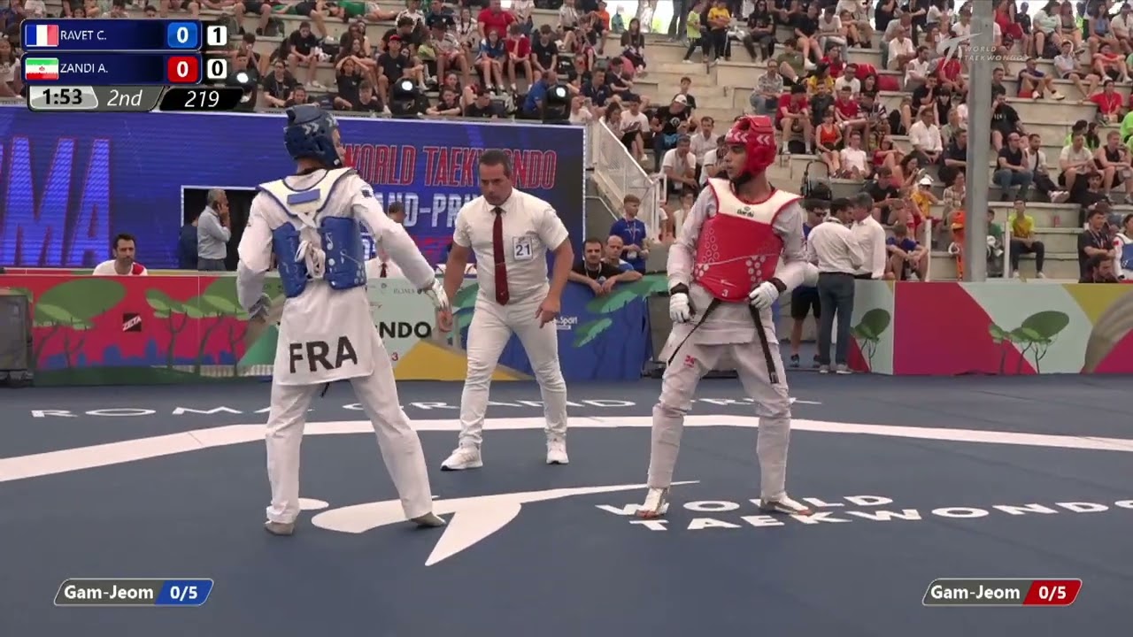 219 Round of 16 MEN M 58KG FRA RAVET C IRI ZANDI A