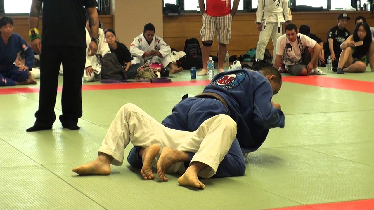 【ASJJF】JAPAN OPEN 2014:Sergio Mendes vs Masaru Gokita(五木田勝) background