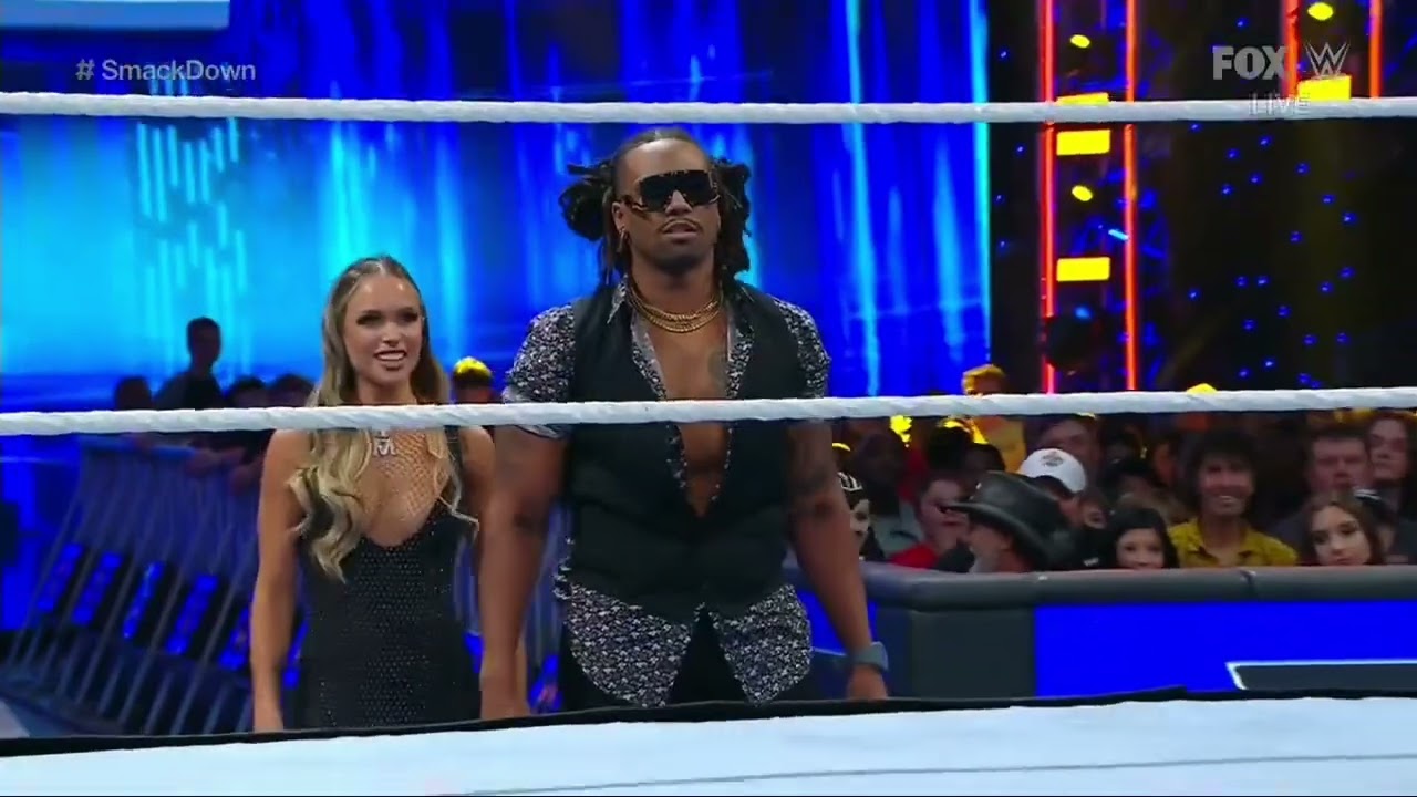WWE SMACKDOWN LA KNIGHT VS MANSOOR 10/14/22 background