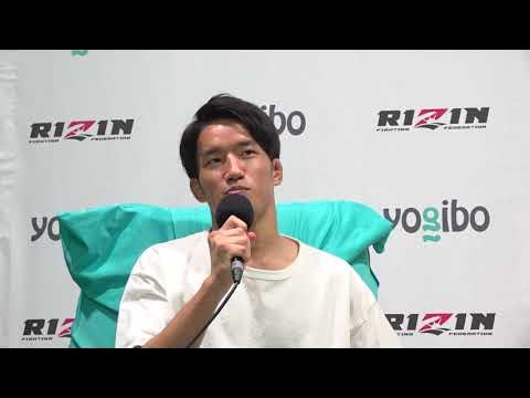 Yogibo presents RIZIN.28 朝倉海 試合後インタビュー background
