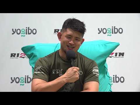 Yogibo presents RIZIN.28 HIROYA 試合後インタビュー background