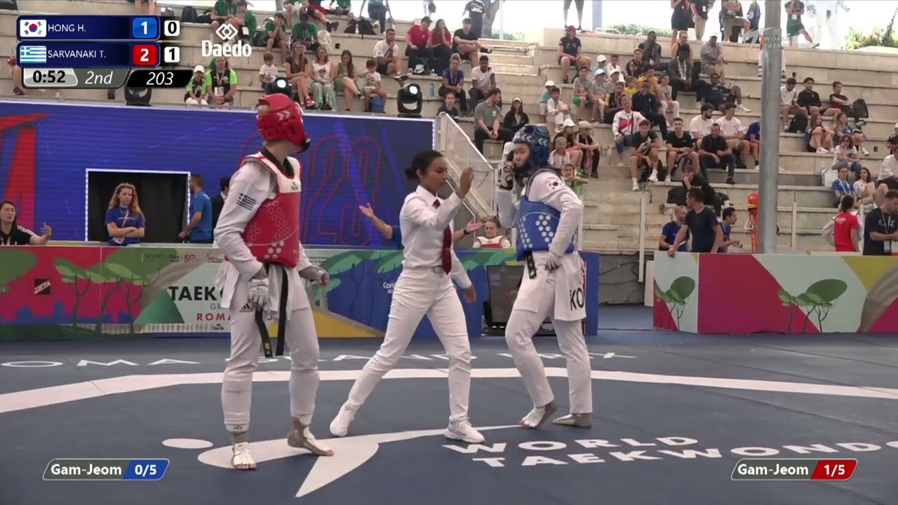 203 Round of 32 WOMEN W 67KG KOR HONG H GRE SARVANAKI T background