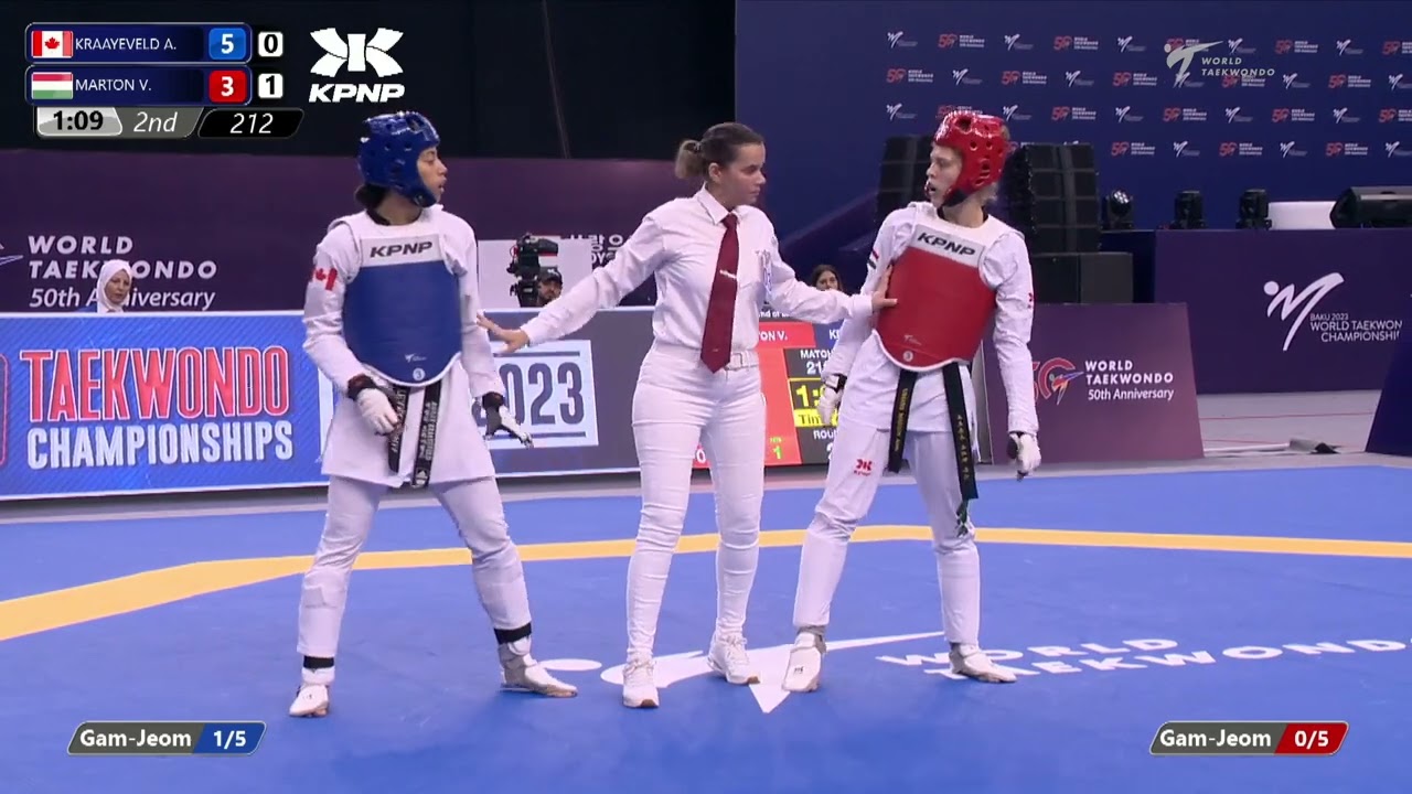 212 R32 Women 62kg CAN KRAAYEVELD A HUN MARTON V