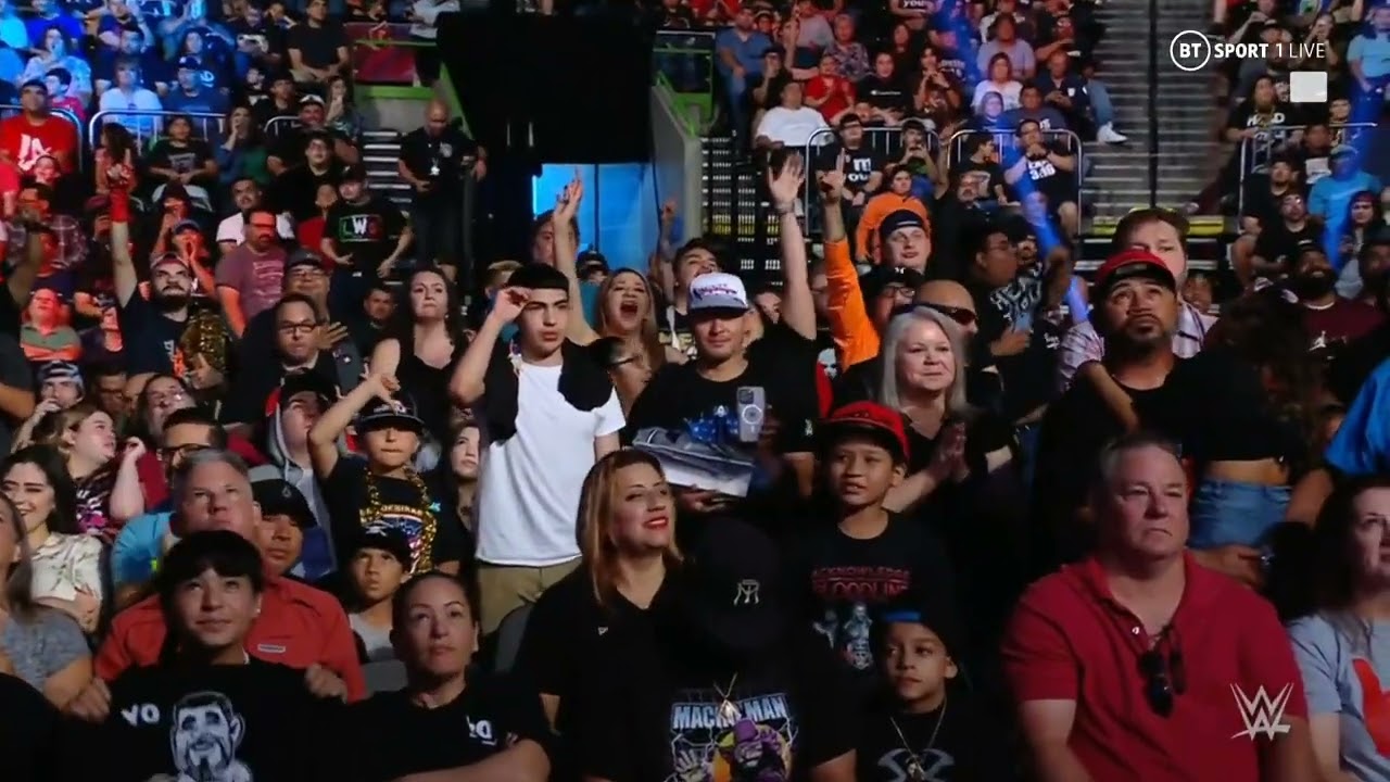 WWE SMACKDOWN TRIPLE H ENTRANCE 04/28/23