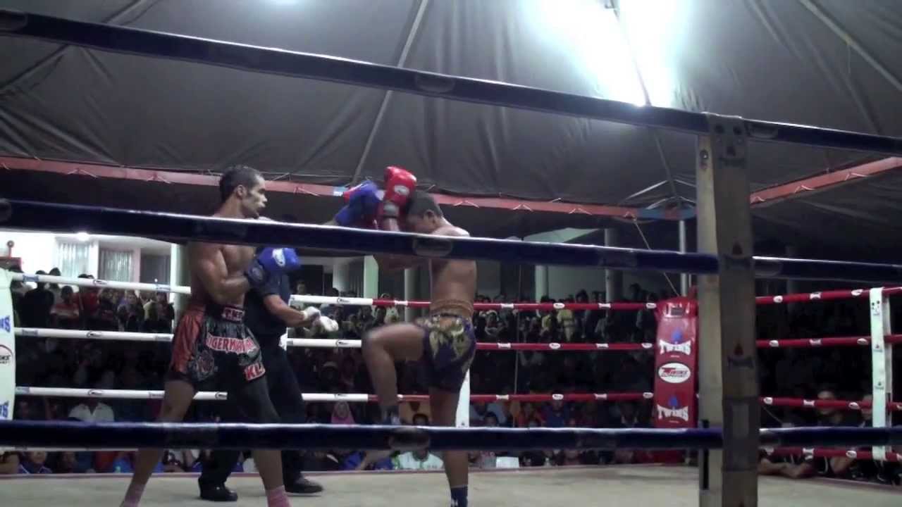 Marcel Gaines (Tiger Muay Thai) vs Mat Ropi rematch @ Gua Musang, Malaysia 21/4/2013 background