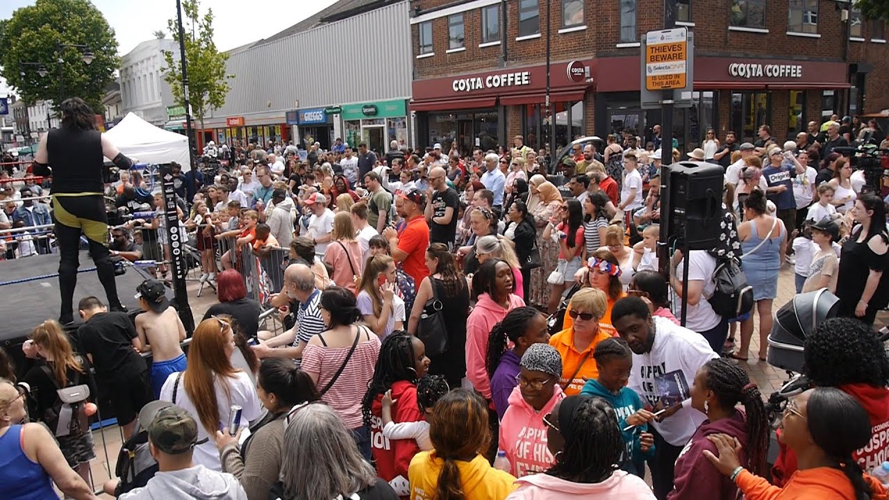 Mini Montage - Gillingham Jubilee Street Party Highlights