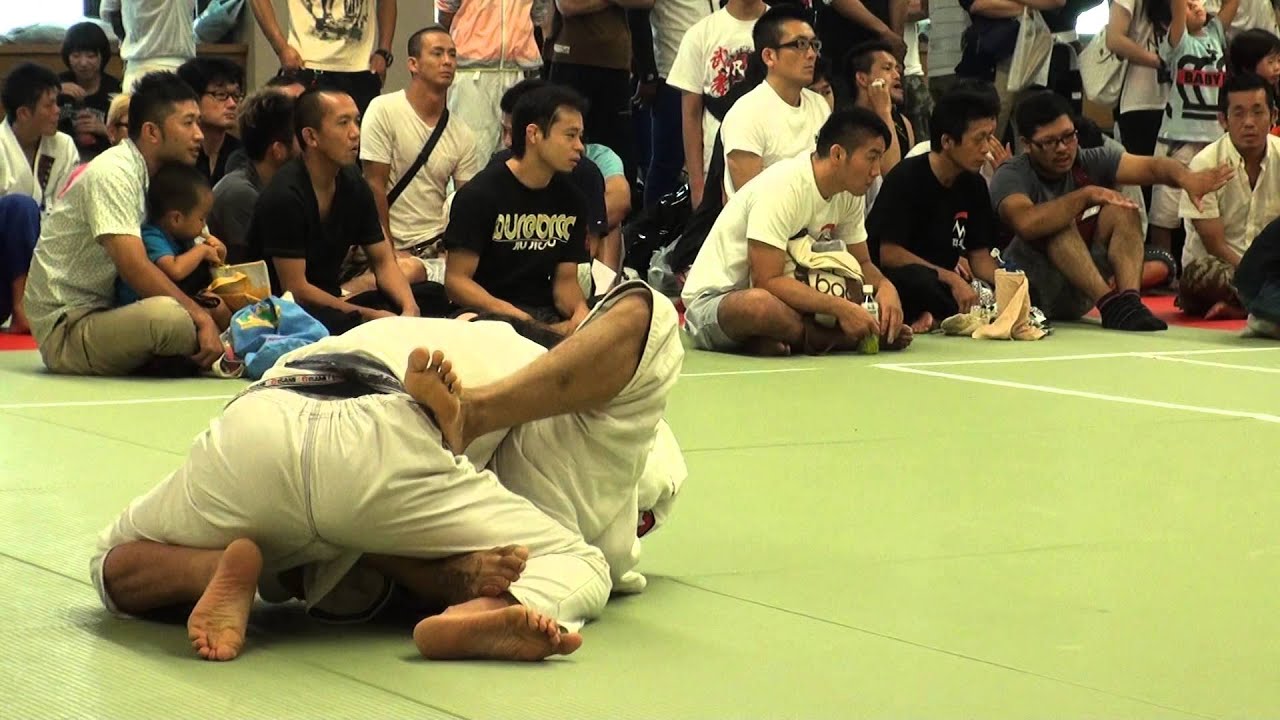 【DUMAU】Teruyuki Okuda vs Seringueiro Kimura background