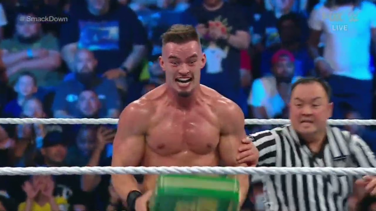 WWE SMACKDOWN THE STREET PROFITS & MADCAP MOSS VS THE USOS & THEORY 07/22/22 background
