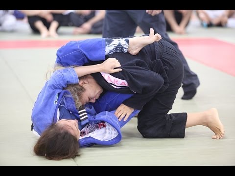 Priscila Goncalves vs Mary Chris Madum / Jiu Jitsu Priest CUP 2014 GIFU background