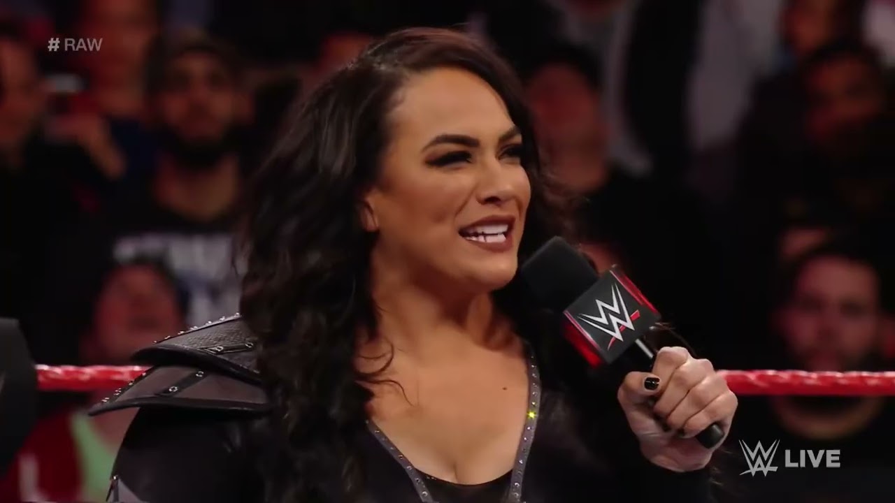 Sasha Banks demands a rematch: Raw, November 21, 2016 background