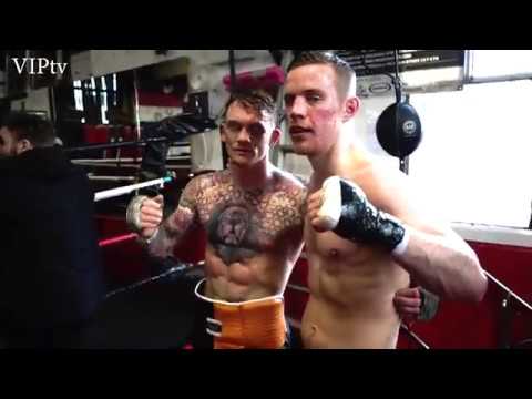 One of the best 10 rds spars i've had the pleasure to watch background