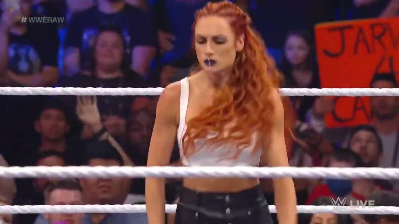 Bianca Belair vs. Charlotte Flair: Raw, October 04, 2021