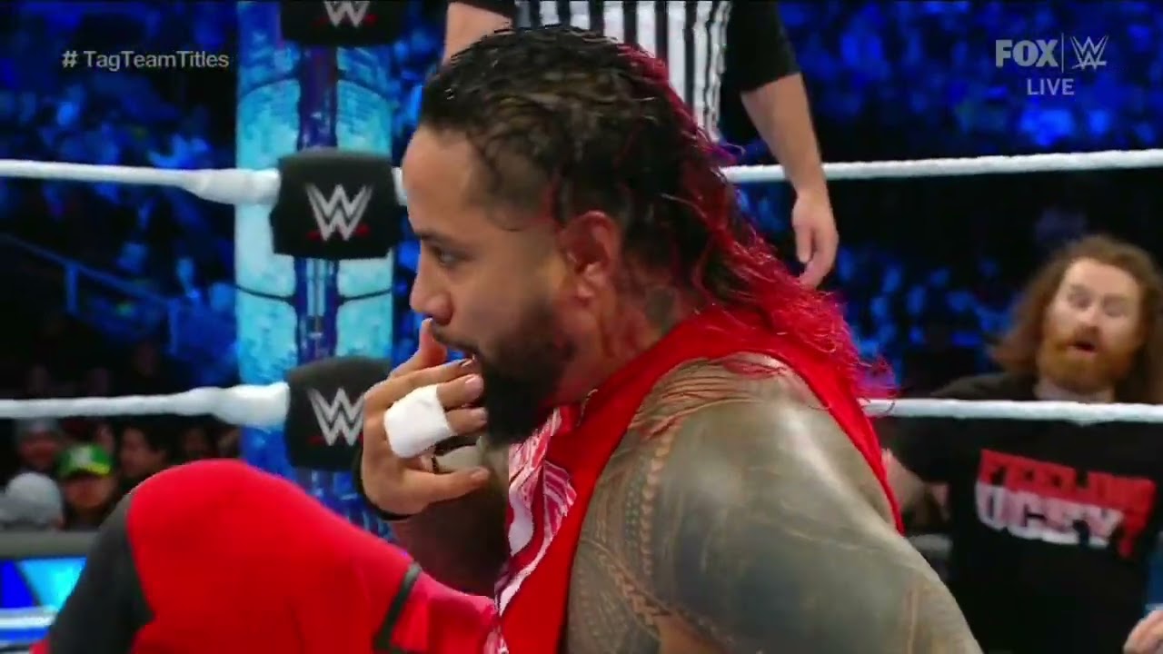 WWE SMACKDOWN THE USOS VS THE BRAWLING BRUTES 12/09/22 background