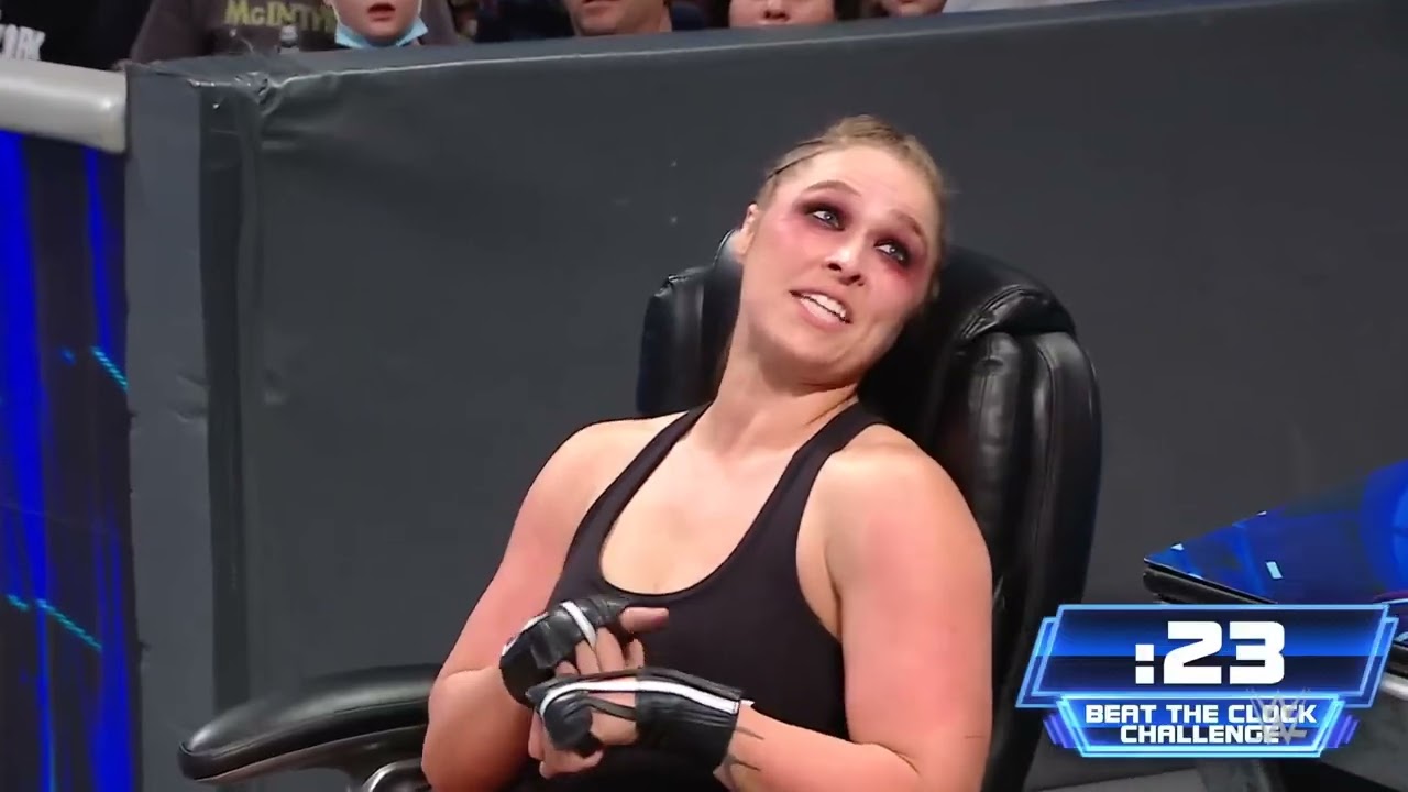 Ronda Rousey vs. Charlotte Flair – Beat the Clock “I Quit” Challenge: SmackDown, Apr. 29, 2022