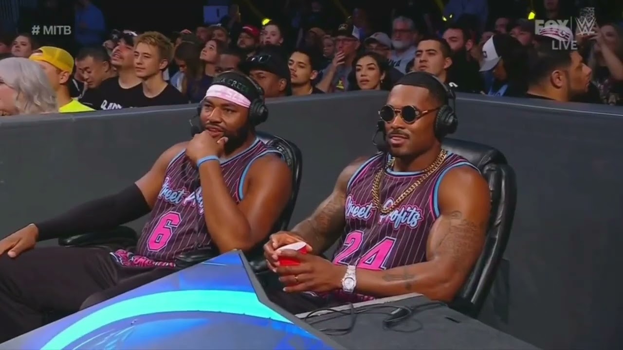 WWE SMACKDOWN SHEAMUS & DREW MCINTYRE VS THE USOS 06/24/22 background