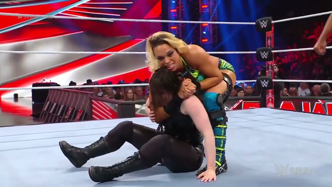 Zoey Stark vs. Nikki Cross: Raw, May 8, 2023