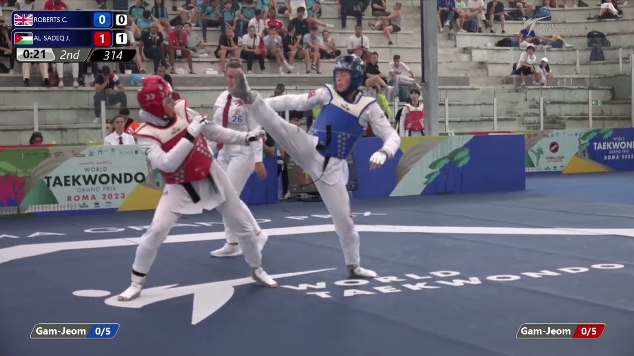 314 Round of 32 WOMEN W 67KG GBR ROBERTS C JOR AL SADEQ J background