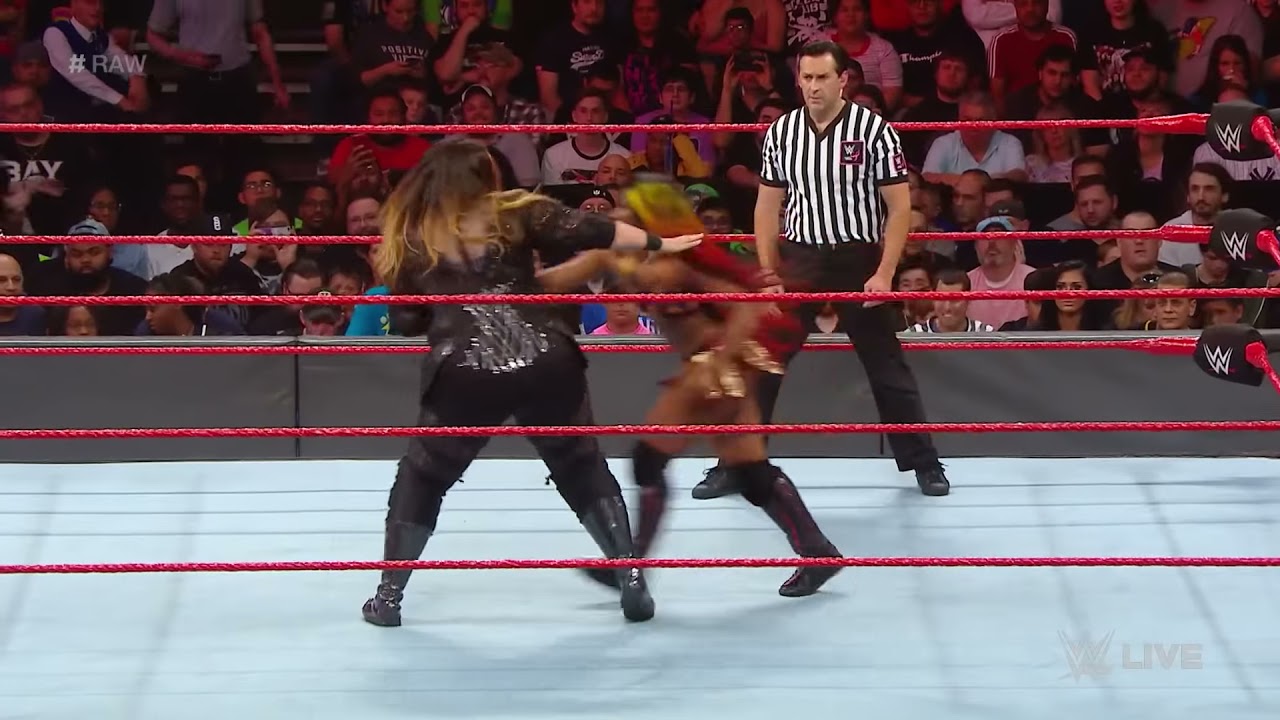 Ember Moon vs. Nia Jax: Raw, October 08, 2018 background