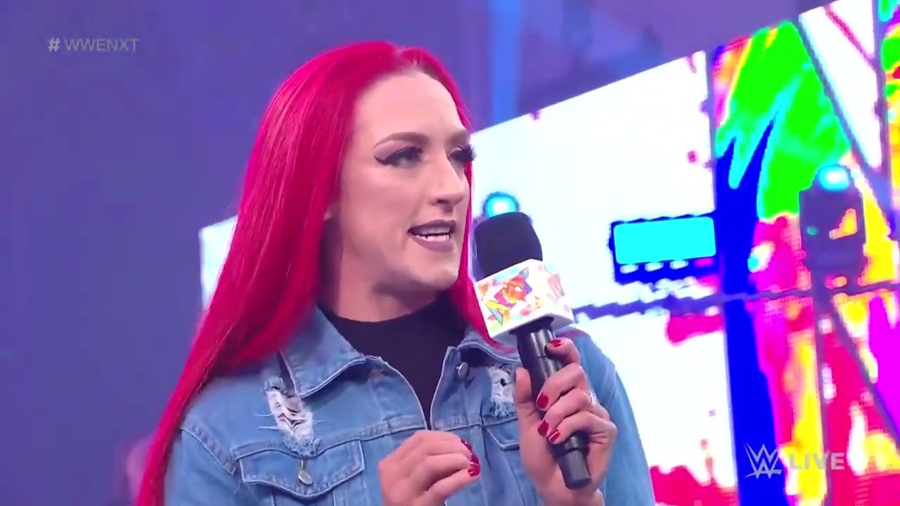 Kay Lee Ray convinces Mandy Rose she deserves a championship opportunity: WWE NXT 2.0, Feb. 01, 2022 background