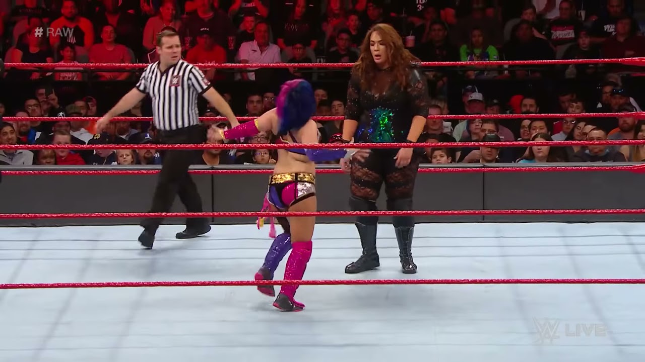 Asuka vs. Nia Jax: Raw, January 15, 2018