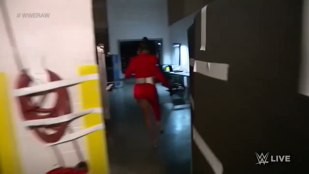 Dakota Kai, IYO SKY and Bayley take out Becky Lynch: Raw, Aug. 1, 2022