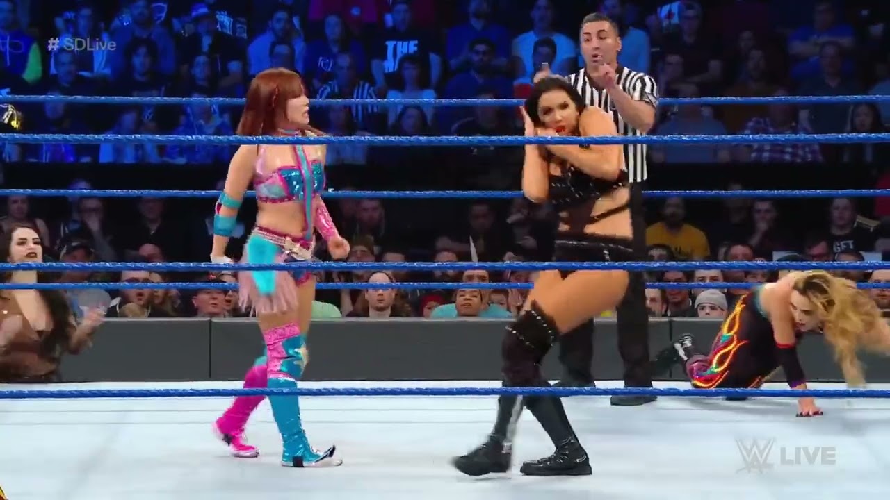 Sane, Bayley, Moon & Asuka vs. The IIconics, Rose & Deville: SmackDown LIVE, Apr. 16, 2019
