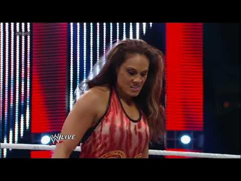 Tamina Snuka vs. Alicia Fox: Raw, Nov. 26, 2012