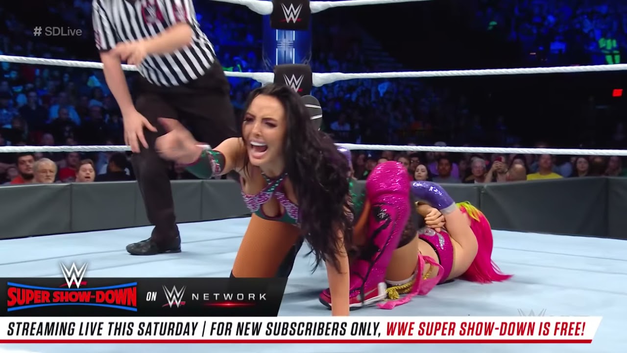 Asuka vs. Peyton Royce: SmackDown LIVE, October 02, 2018 background
