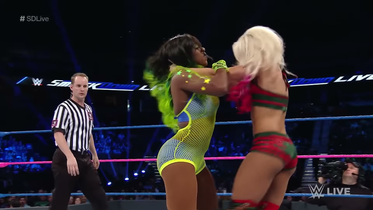 Alexa Bliss vs. Naomi: SmackDown LIVE, October 18, 2016