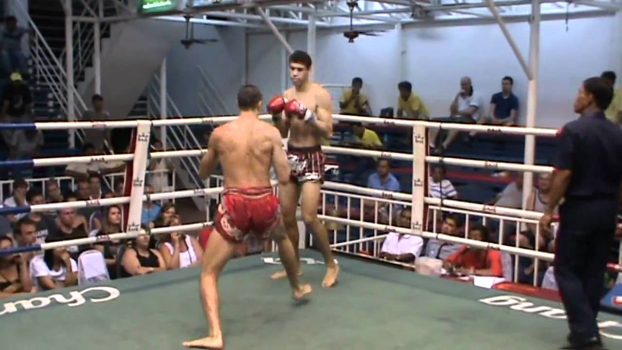 Eric Massion (Sinbi Muay Thai) wins via Round 1 Body KO!