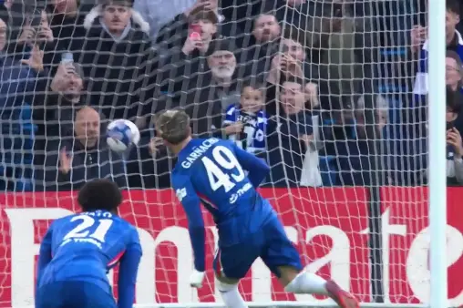 [Goal] Made and converted! Garnacho wins penalty then scores from the spot