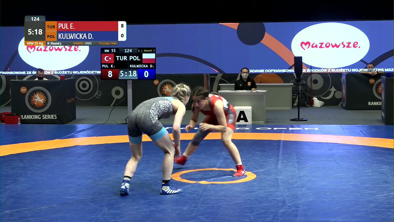 Round 3 WW - 55 kg: E. PUL (TUR) v. D. KULWICKA (POL) background