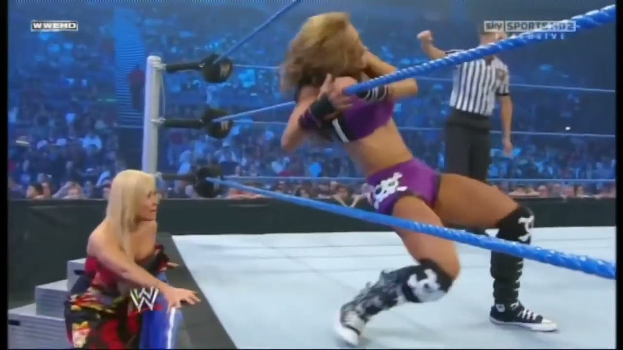 A.J. vs. Tamina Snuka: SmackDown, July 08, 2011