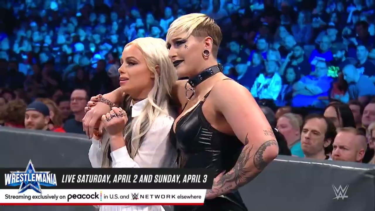 Naomi & Sasha Banks vs. Queen Zelina & Carmella: SmackDown, Apr. 1, 2022