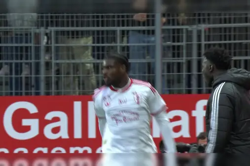 [Goal] Samba's mistake! Ebimbe lurks at the far post and heads into the far corner