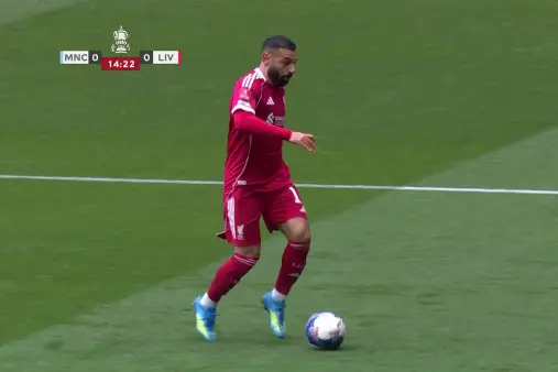 [Highlights] Missed chance! Salah's tight-angle strike saved by the goalkeeper