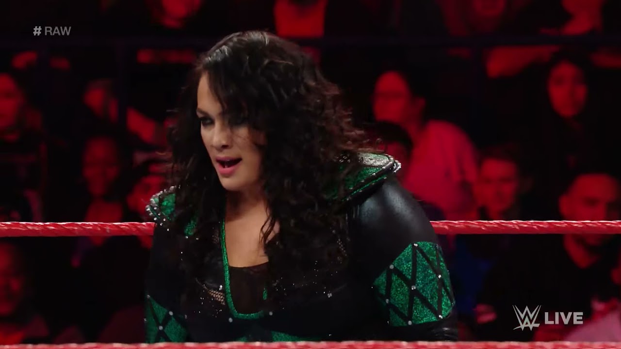 Nia Jax vs. Scarlett Bordeaux: Raw, December 26, 2016 background