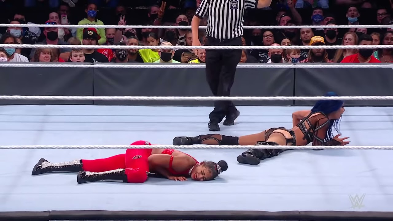 Sasha Banks vs. Bianca Belair: SmackDown, October 01, 2021