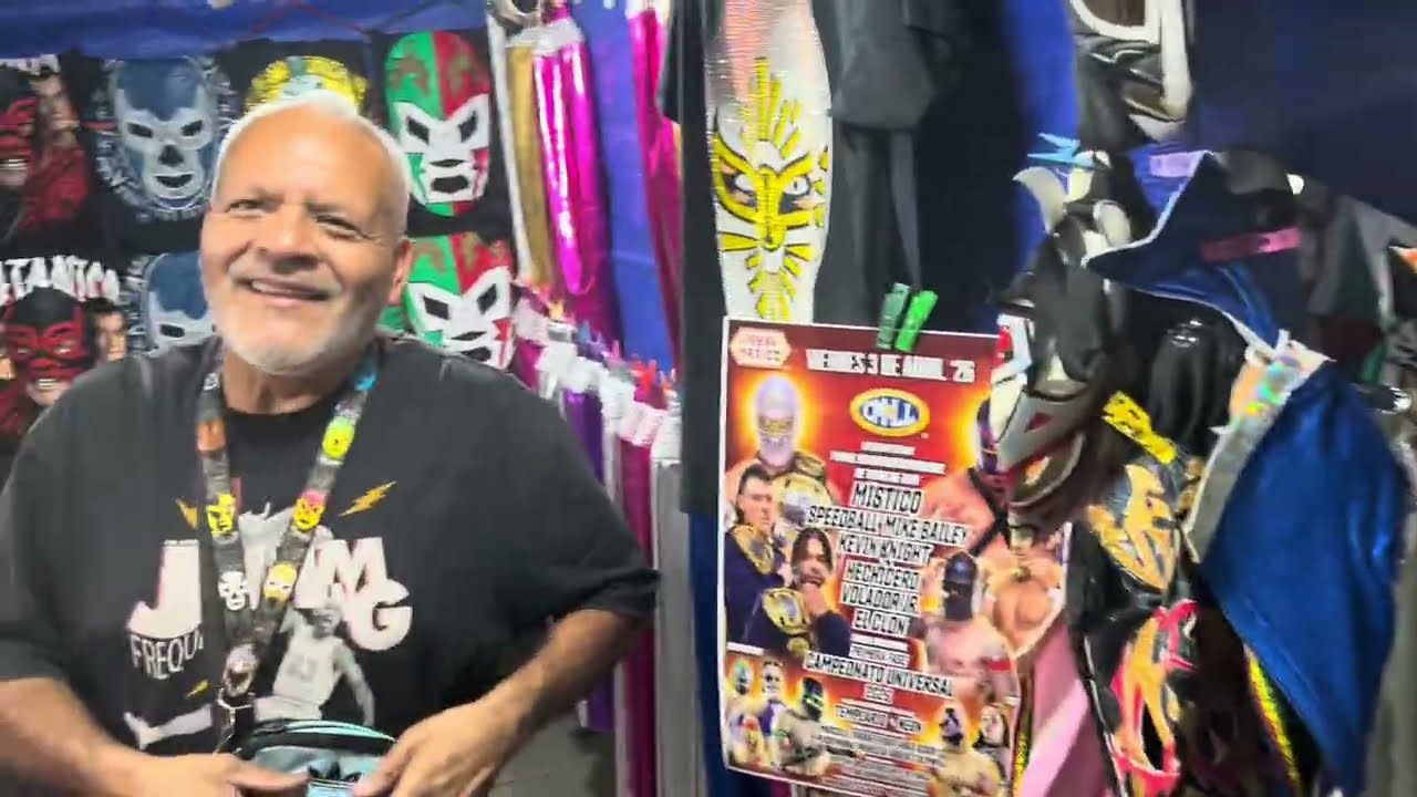 Ambiente de lujo para un viernes de lucha libre