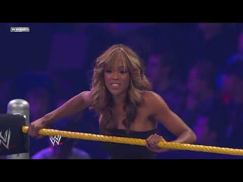 Maxine vs. Kaitlyn: NXT, Oct. 19, 2010