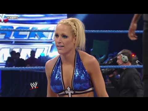 Michelle McCool vs. Kelly Kelly: SmackDown, January 07, 2011 background