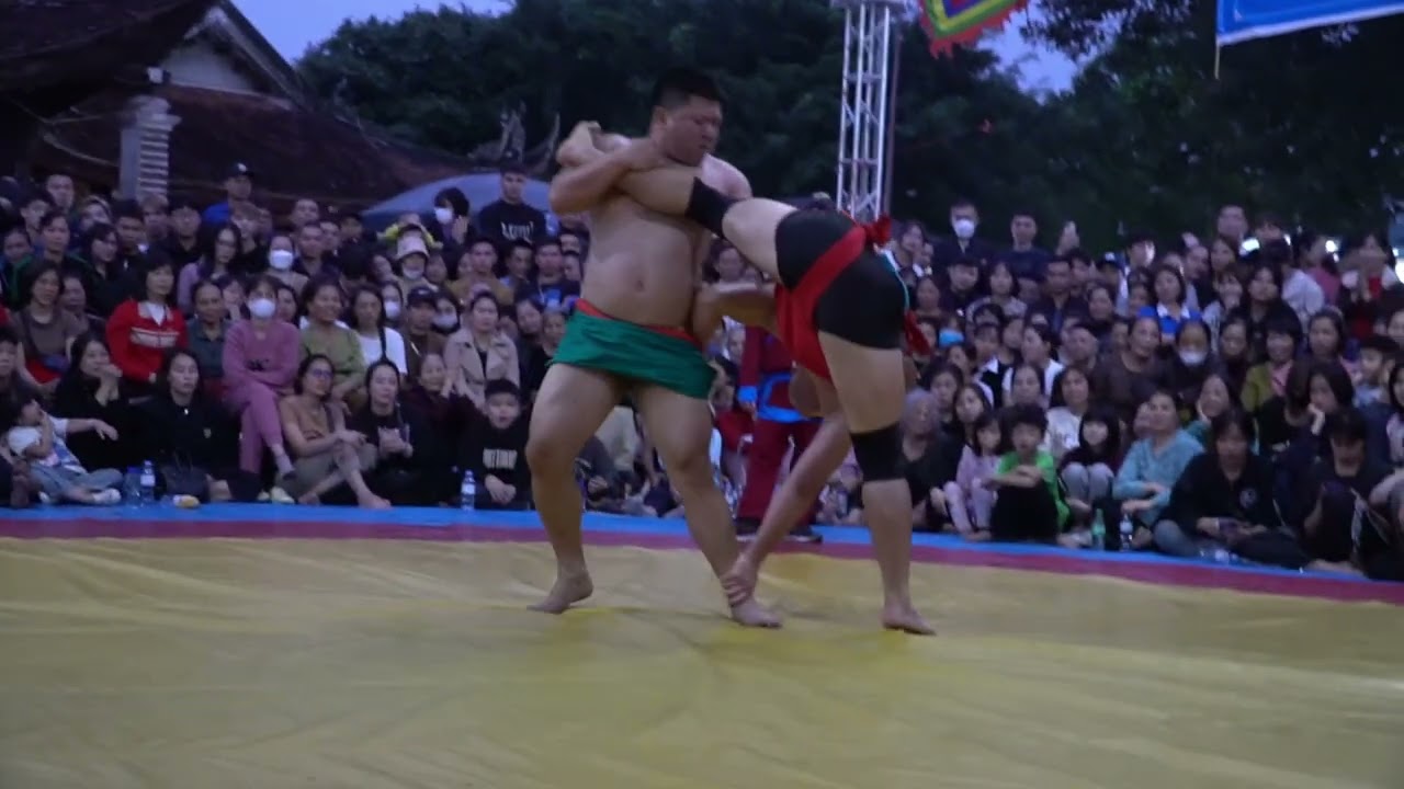 Hồng Kỳ Ngã Ngựa Giải Đấu Tài tại đình làng Tế Xuyên, wrestling background