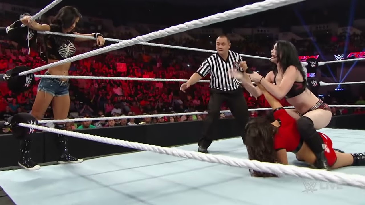 Nikki Bella & Paige vs. Brie Bella & AJ Lee: Raw, September 15, 2014