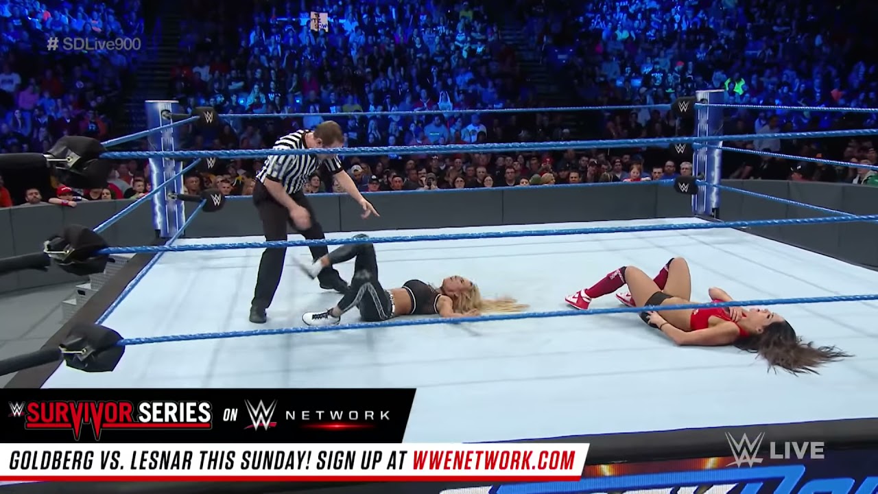 Carmella vs. Nikki Bella ends in chaos as Team Raw invades: SmackDown LIVE, November 15, 2016 background