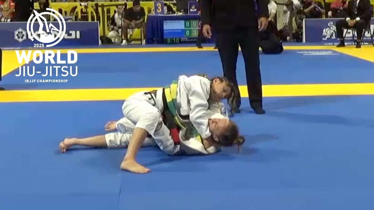 Mia Funegra vs Ann Wright / World Championship 2025 background