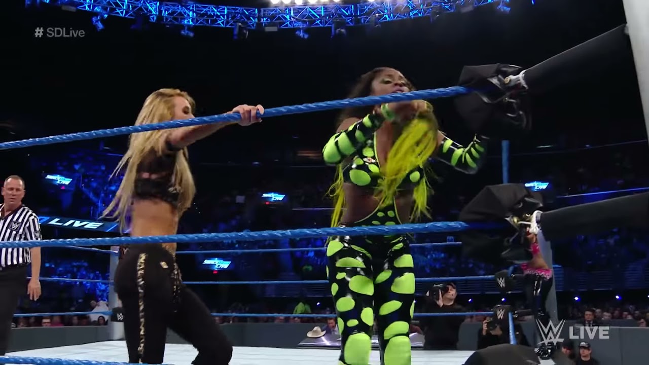 Carmella & Natalya vs. Naomi & Nikki Bella: SmackDown LIVE, Sept. 27, 2016