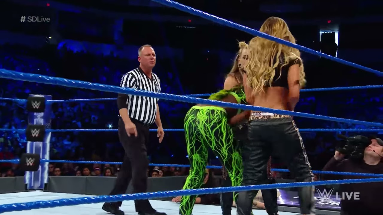 Carmella & Natalya vs. Charlotte Flair & Naomi: SmackDown LIVE, May 02, 2017