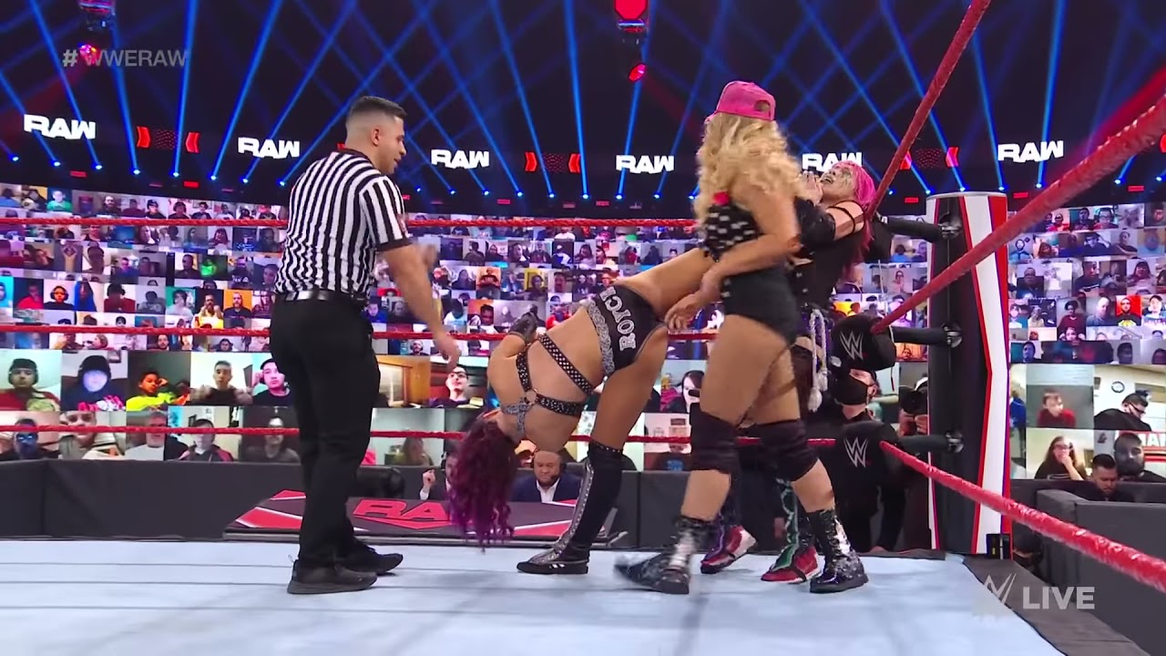 Peyton Royce & Lacey Evans vs. Asuka & Charlotte Flair: Raw, January 04, 2021