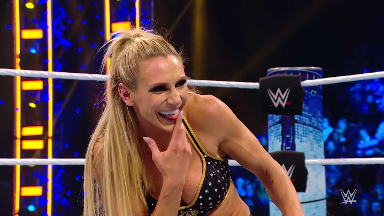 Charlotte Flair vs. Naomi: SmackDown, Jan. 7, 2022